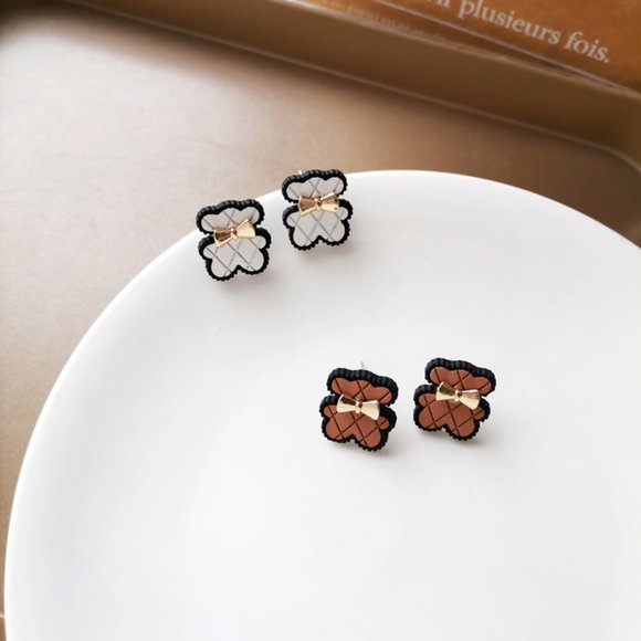 💙💕💕Last one⚡️Cute Plaid Bears Stud Earrings - Picture 5 of 15